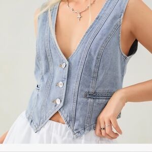 Button Down Denim Vest - Crop Top Low Cut